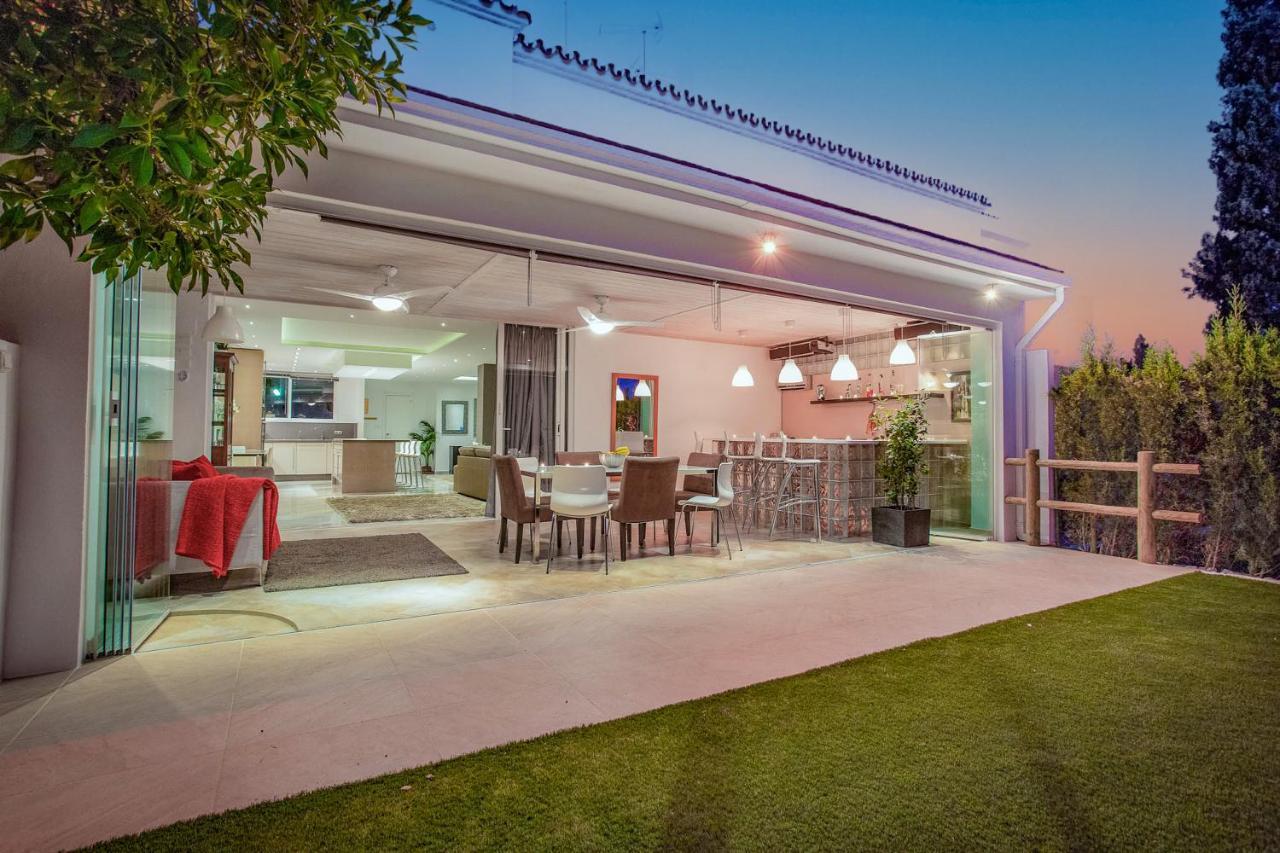 Casa Eucalyptus Family Home Estepona Bagian luar foto
